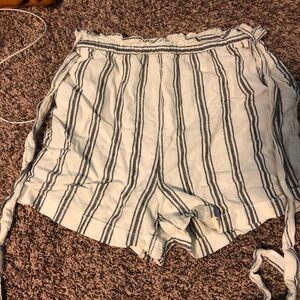 H&M paper bag shorts